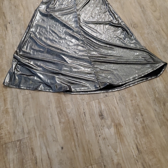 Karen T Design Silver/Planting Dress - Picture 5 of 6